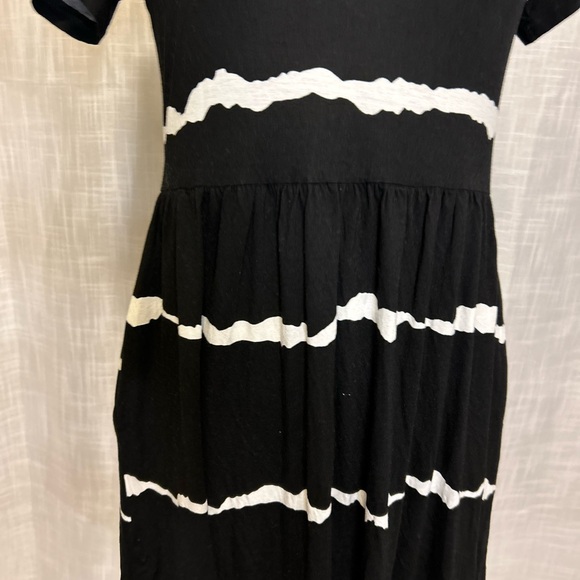 Women's Casual Flowy Pleated Loose Dresses with Pockets - Picture 8 of 10